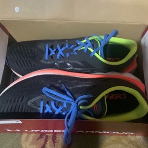 Mens Asics running shoes